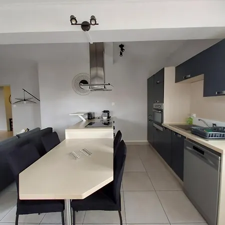 Les Appartements Sur Pompidou - 7 Appartements Neufs Societe Selogerametz Com Exterior foto