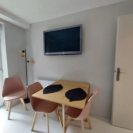 Les Appartements Sur Pompidou - 7 Appartements Neufs Societe Selogerametz Com Exterior foto
