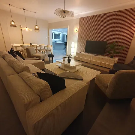 Les Appartements Sur Pompidou - 7 Appartements Neufs Societe Selogerametz Com Exterior foto