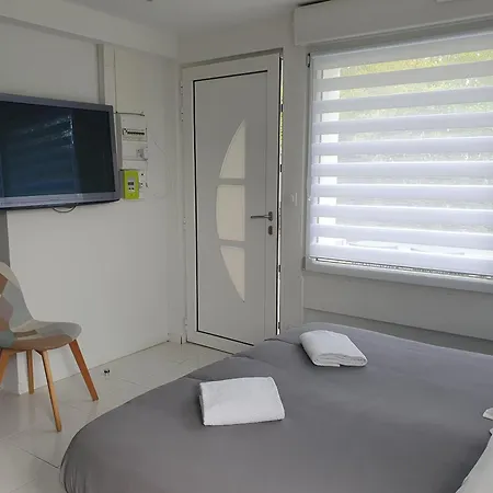 Les Appartements Sur Pompidou - 7 Appartements Neufs Societe Selogerametz Com Exterior foto